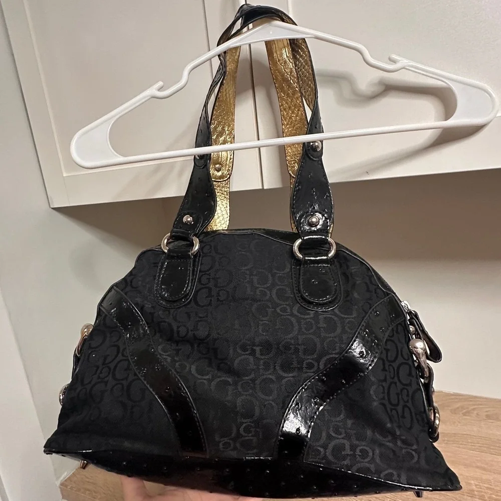 VTG GUESS Y2K Ostrich Print Shoulder Bag Black Patent Leather Indie Sleaze Glam - Picture 2 of 14